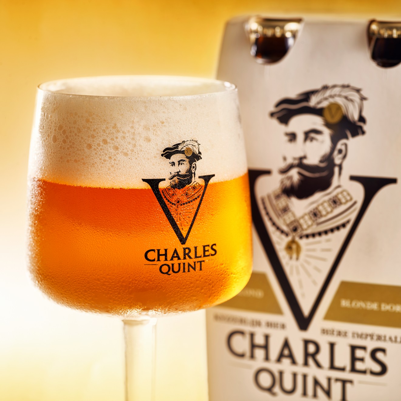 Quatre Mains package design - packaging, branding, beer