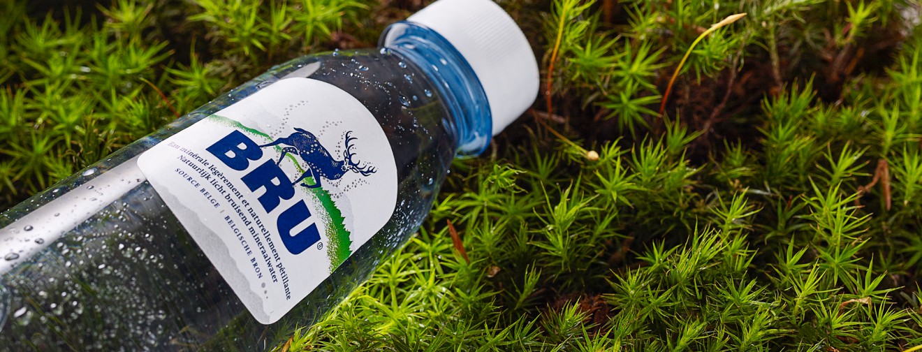 Quatre Mains package design - quatremains, bottle, water, bru