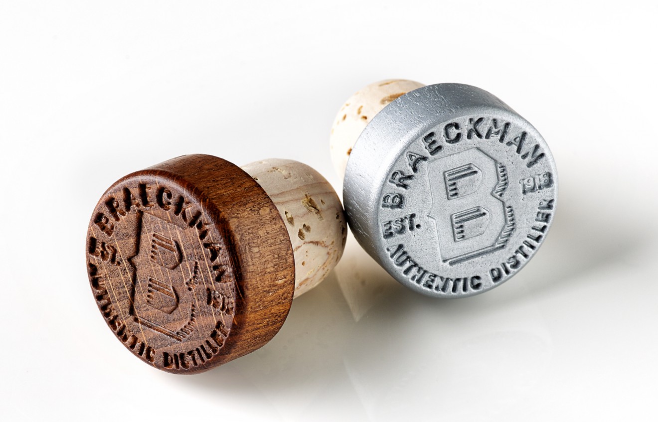 Quatre Mains package design - cork, stopper, braeckman, design, packaging