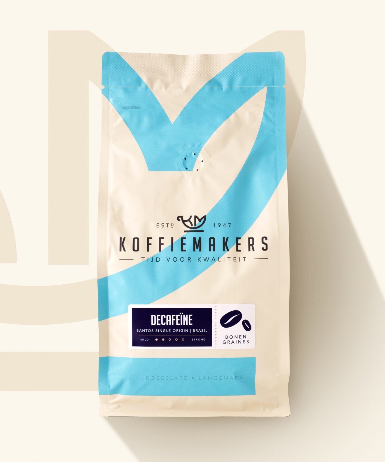 Quatre Mains package design - Coffee packaging identity for Koffiemakers
