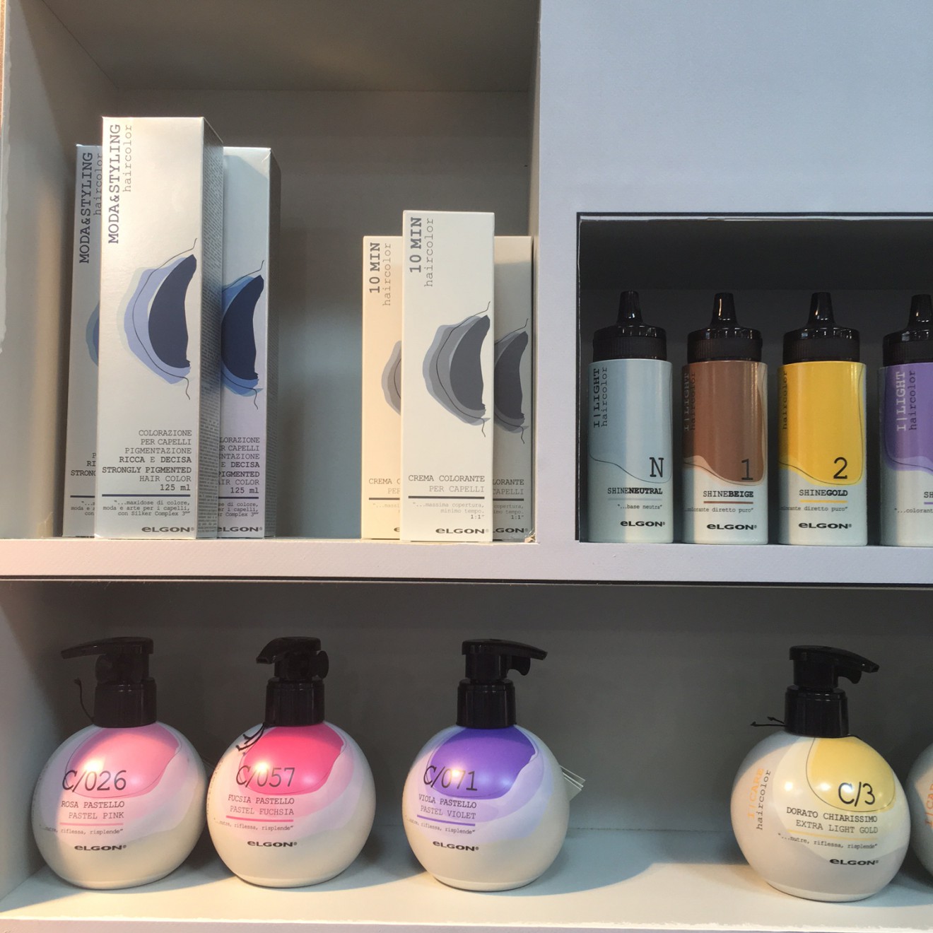 Quatre Mains package design - cosmoprof, professional, skincare