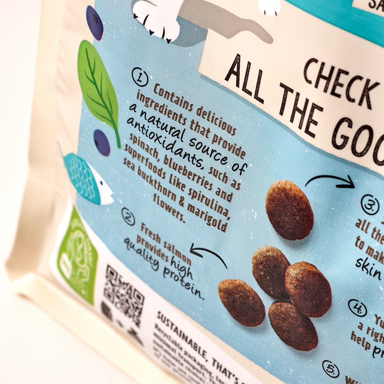 Quatre Mains package design - Charlie's Choice Design for Aveve
