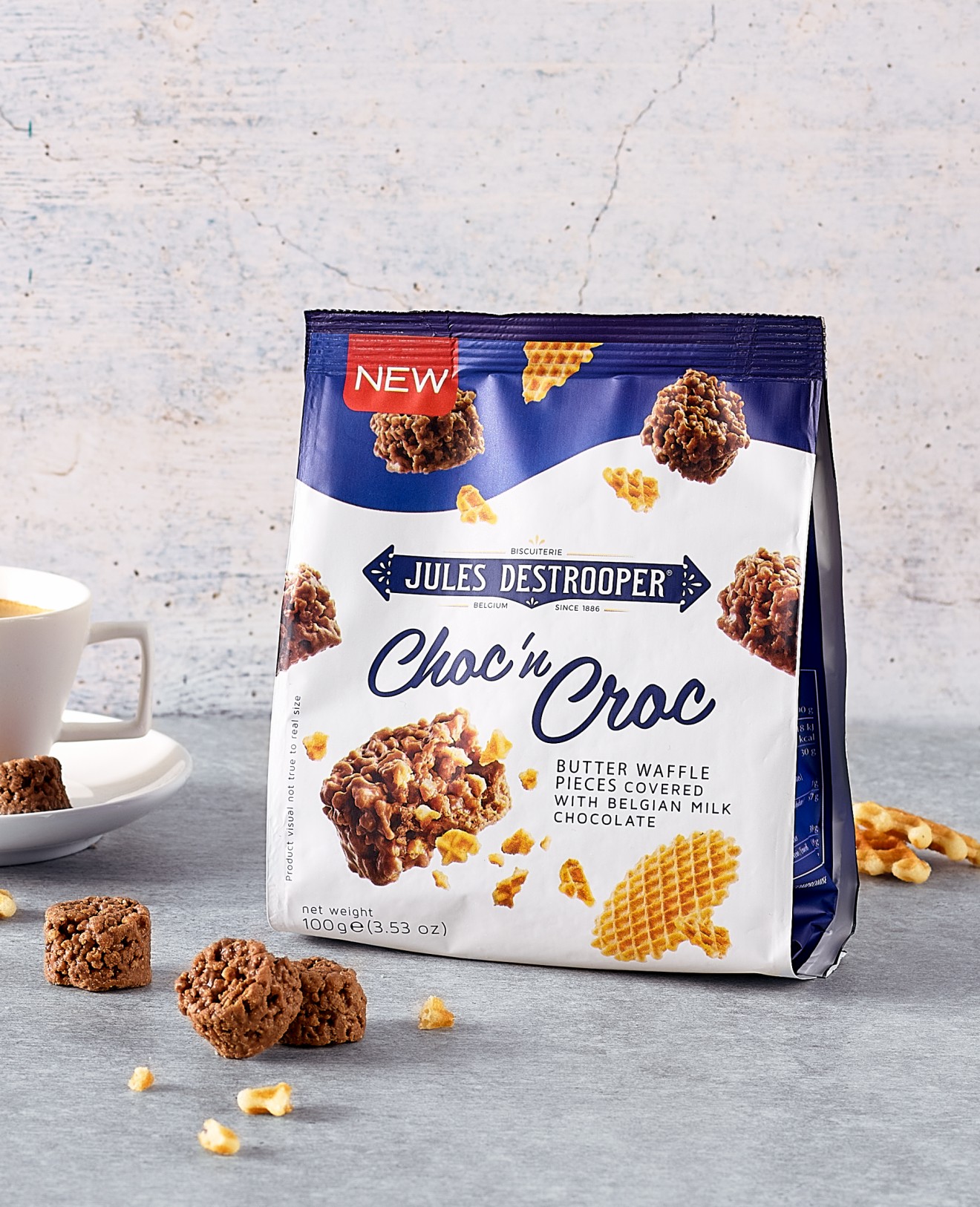 Quatre Mains package design - quatre mains, pouch, packaging