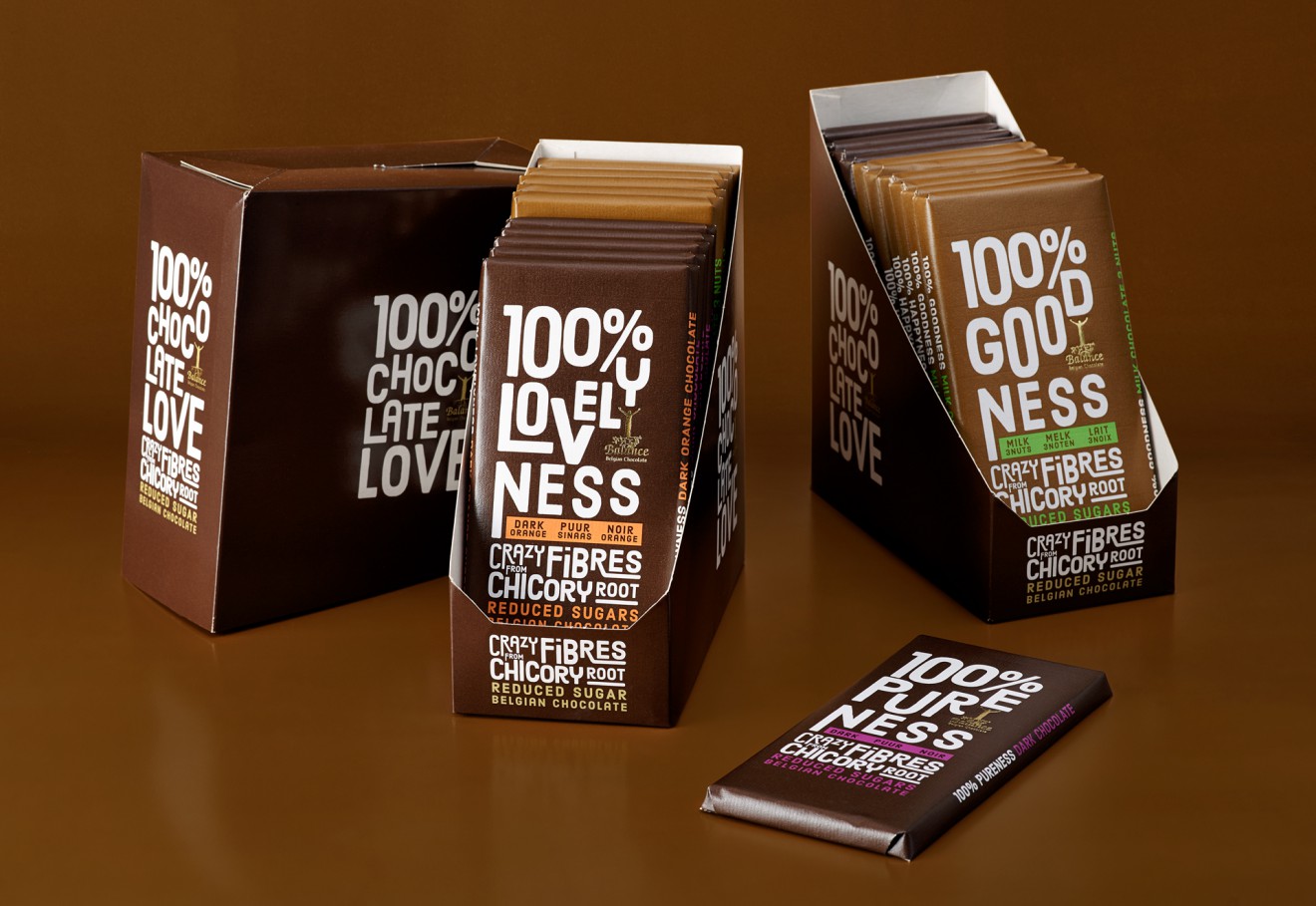 Quatre Mains package design - display, shelf, packaging, chocolate