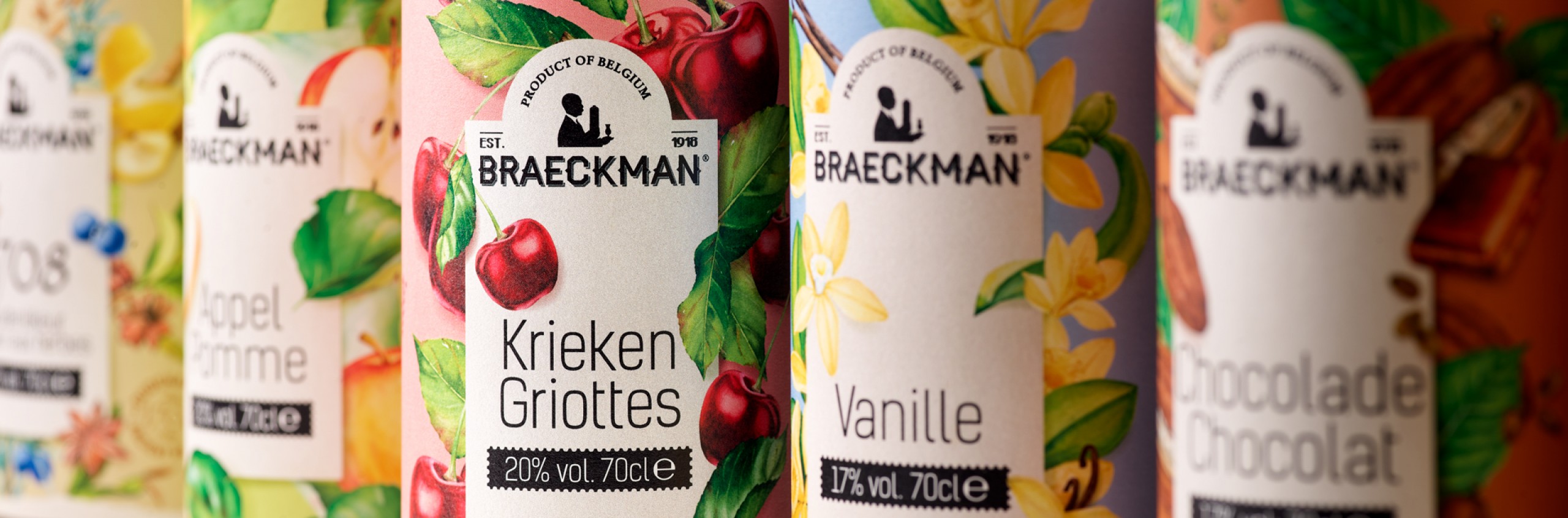 Quatre Mains package design - Package design Braeckman, jenever, quatre mains
